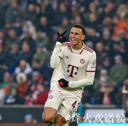 孔帕尼:穆西亚拉将在明年1月重返赛场 孔帕尼:穆西亚拉将在明年1月重返赛场